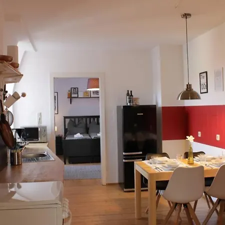 Cozycity - 3 Zimmer Apartment - Innenstadt - Wifi - Netflix *